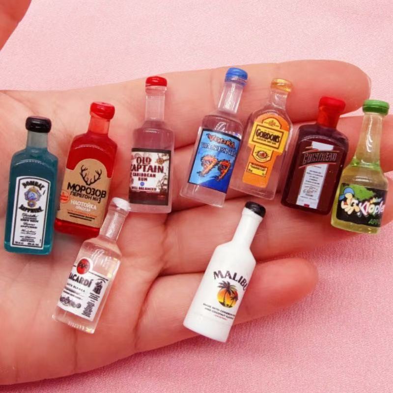 11個入り ミニシミュレーションレジン 3Dペンダント イヤ - Resin のレビューと価格