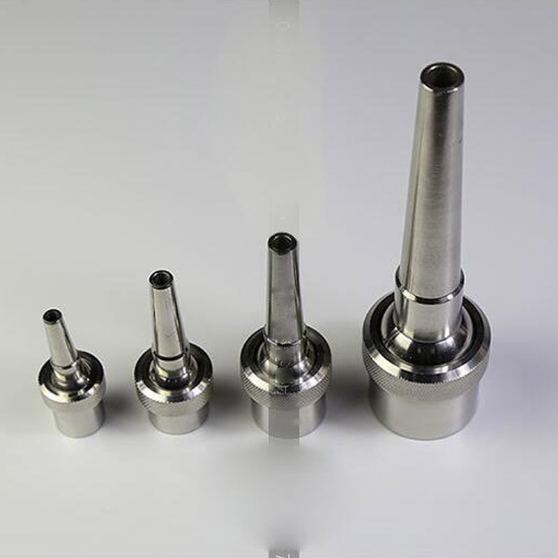 調整可能なユニバーサルダイレクトシングル銅真鍮製ウォーターフ - Nozzle Brass のレビューと価格